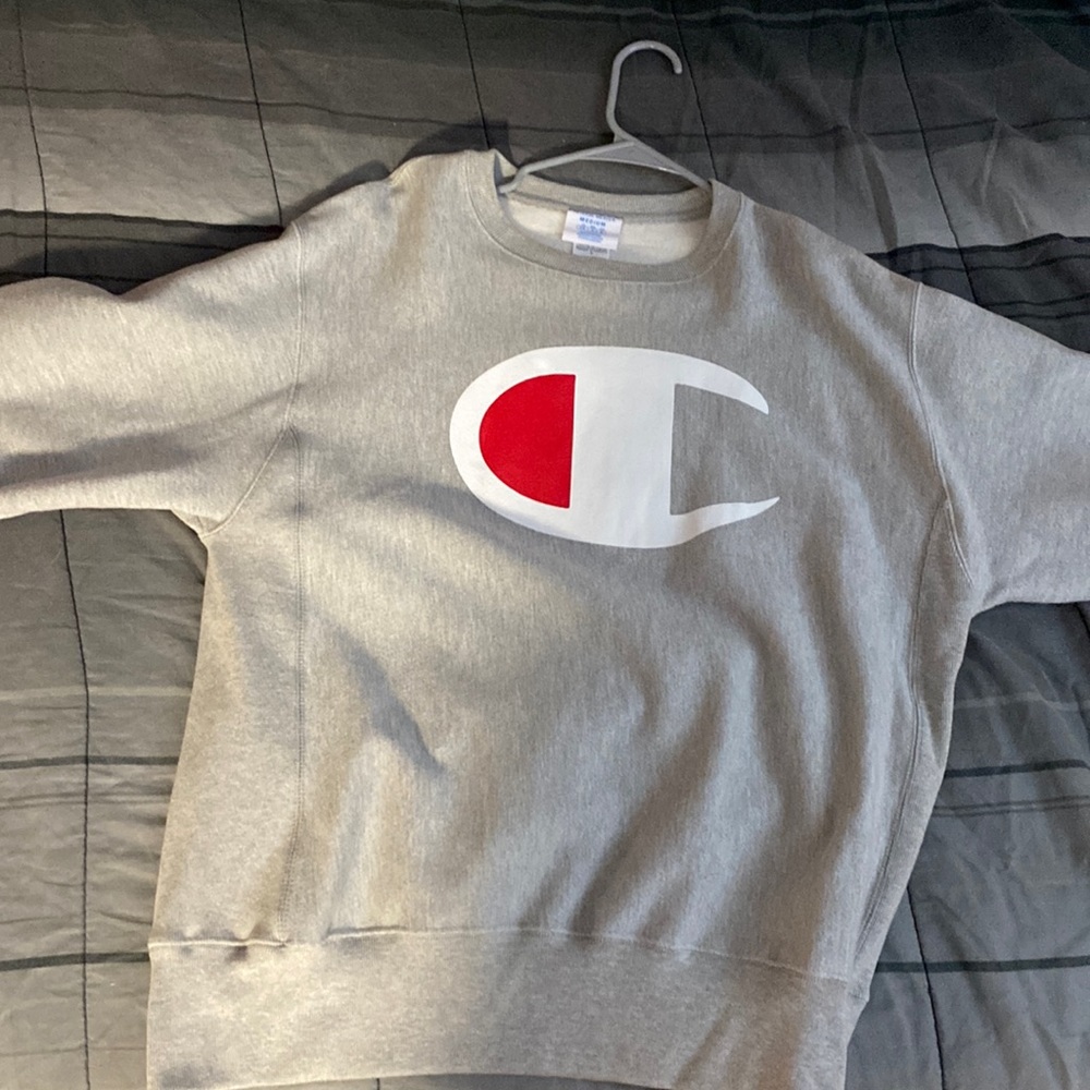Champion Reverse Weave Men’s Medium Crewneck Sweatshirt